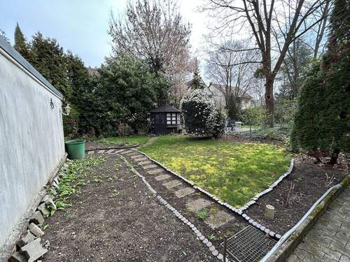 Garten - 6 Zimmer Mehrfamilienhaus, Wohnhaus zum Kaufen in Mannheim / Neckarau