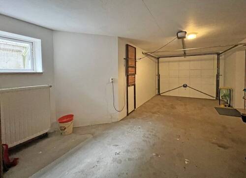 Garage - 
