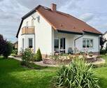 Ansicht Gartenseite - Neuer Preis! Ein gepflegtes großzügiges Haus in einem modernen Wohngebiet Ihre Freunde werden Sie beneiden