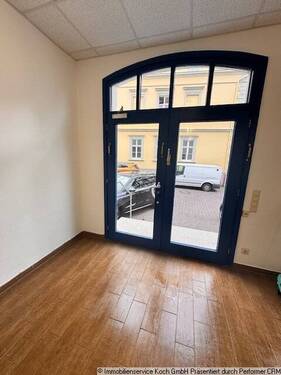 Gewerbe 3 - Gewerbeobjekt (Büro, Produktion, Verkauf) zur Miete in Warburg