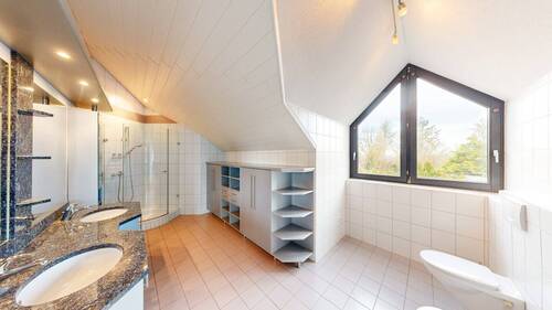 Badezimmer en Suite im DG - 