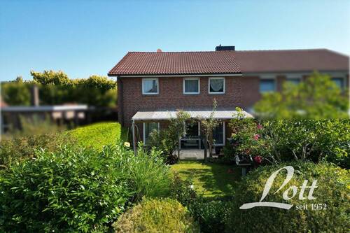 Drohnenaufnahme - 5 Zimmer Doppelhaushälfte zum Kaufen in Apen / Augustfehn