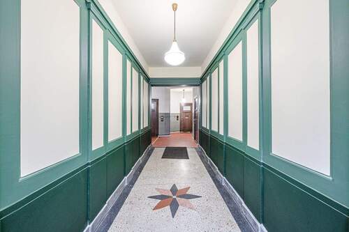 Saniertes Treppenhaus Cas2A - 4 Zimmer Etagenwohnung zum Kaufen in Berlin