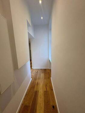 Flur - 2 Zimmer Etagenwohnung in Berlin