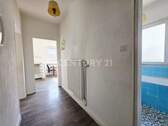 Flur - 2 Zimmer Etagenwohnung in Wilhelmshaven