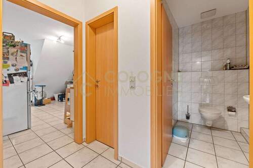 Abstellkammer u. Gäste-WC - 