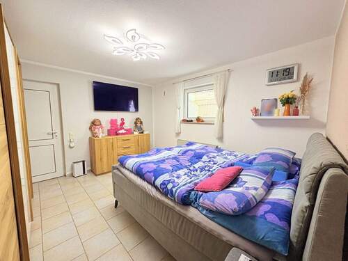 Schlafzimmer (KG) - 