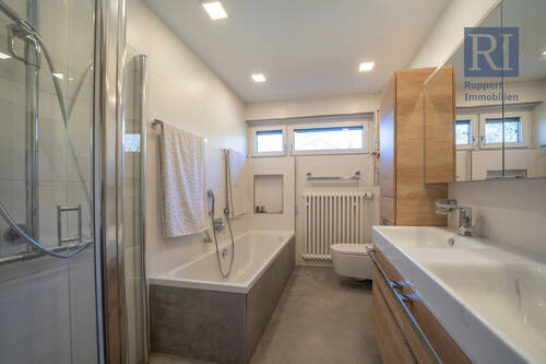 Badezimmer, EG - 