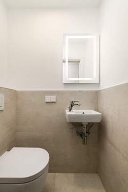 Separates Gäste-WC - 