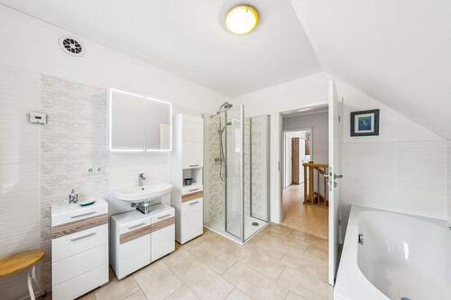 Badezimmer Obergeschoss - 