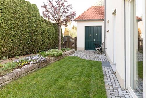Herzlich Willkommen - Einfamilienhaus mit 322,00 m&sup2; in München zum Kaufen