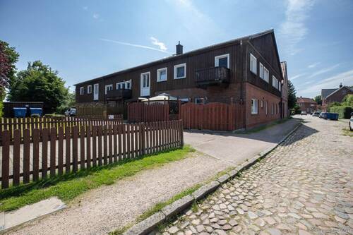 Straßenansicht - 