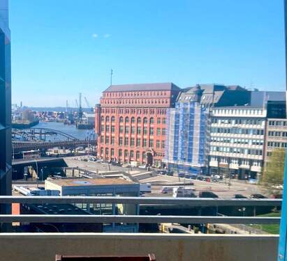 Ausblick auf den Hafen - Büro in Hamburg