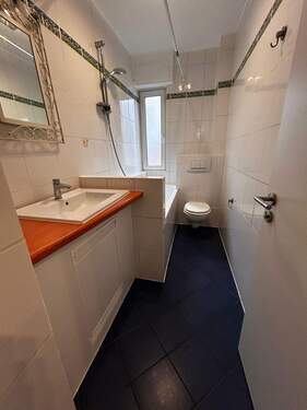 Badezimmer - Etagenwohnung mit 83,00 m&sup2; in Kelkheim zur Miete