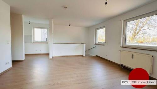 Offene Küche und Treppe nach unten! - 2 Zimmer Etagenwohnung in Nürnberg