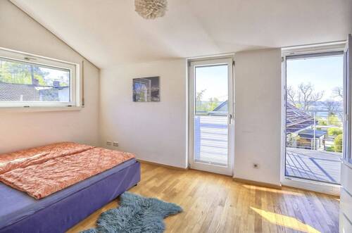 Kinderzimmer mit Terrassenzugang - 