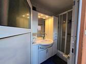 Gästebad mit Dusche EG - 
