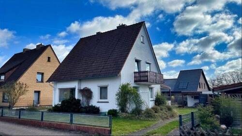 Straßenansicht - Einfamilienhaus mit 113,80 m&sup2; in Soltau zum Kaufen