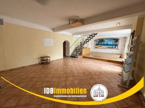 Kundenbereich - Gewerbeobjekt (Büro, Produktion, Verkauf) zur Miete in Freital