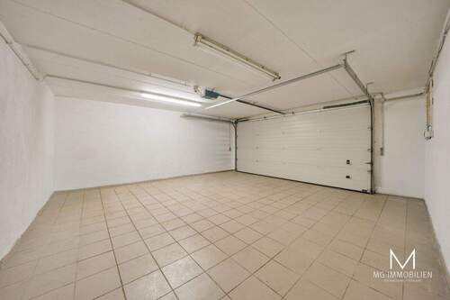 Garage - 