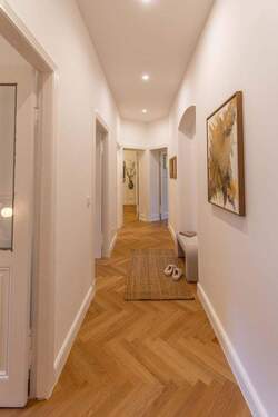 Flur - 4 Zimmer Etagenwohnung in Berlin