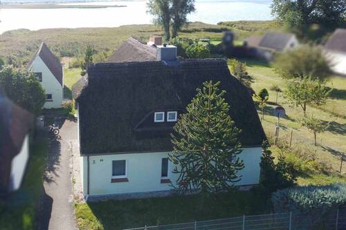 Ansicht von der Straße - 9 Zimmer Einfamilienhaus in Insel Hiddensee