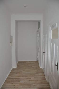 Flur - 3 Zimmer Etagenwohnung in Stralsund