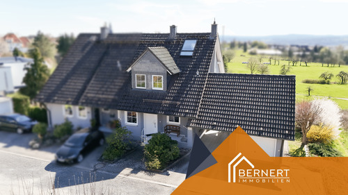 Außenansicht - 7 Zimmer Doppelhaushälfte zum Kaufen in Kulmbach