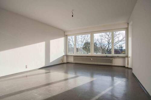 Wohn-/Essbereich - 3 Zimmer Etagenwohnung zum Kaufen in Erlangen