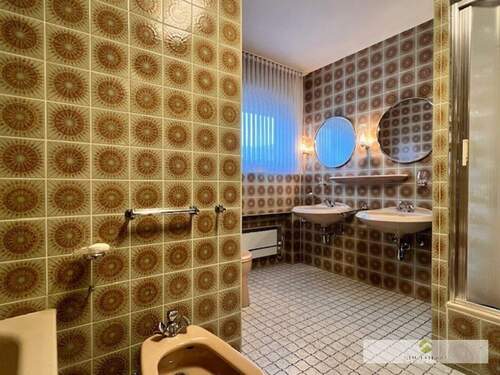 Tageslicht-Dusch-Bad mit Wanne - 