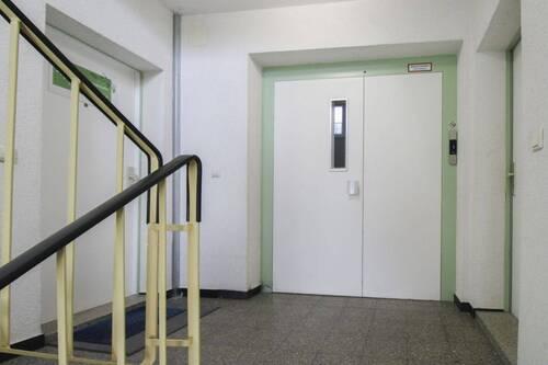 Fahrstuhl - 