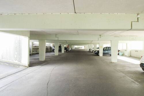 Garage - 