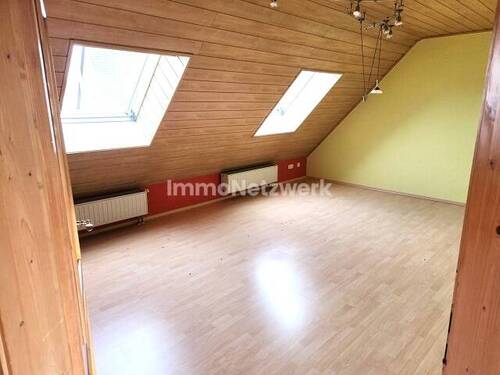 DG Wohnung Zimmer 1 - 