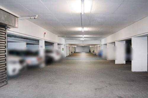 Tiefgaragenstellplätze - 
