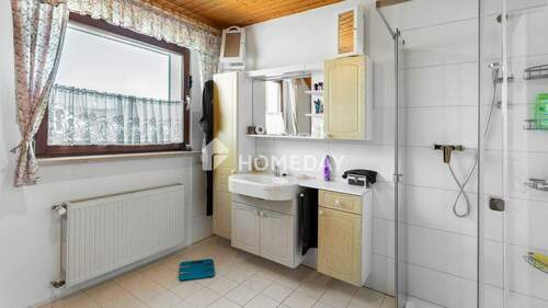 DG Badezimmer 1 - 
