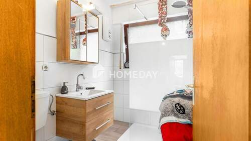 KG Badezimmer 2 - 