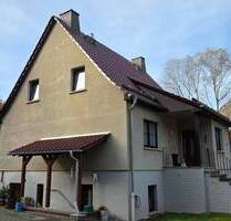 2 Grundstücke – 1 Preis - Liebevoll gepflegtes Einfamilienhaus und Baugrundstück in ruhiger Lage im Ortskern von Renthendorf