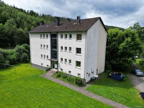 Frontseite - SHG+++ Sanierte Wohnung in ruhiger idyllischer Lage