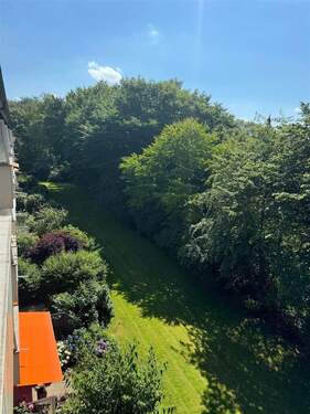 grüne Oase - 3 Zimmer Etagenwohnung zur Miete in Hamburg