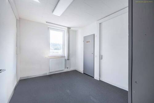 OG - Büro - digital geräumt - 