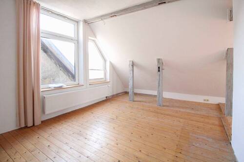 Schlafzimmer DG (2) - 