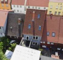 Altstadtjuwel mit Innenhof: RMH inklusive Dachterrasse, Sauna & viel Wohnfläche - Bützow