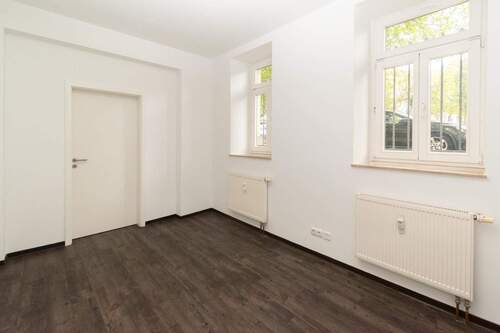 Lagerraum / Verkauf - 