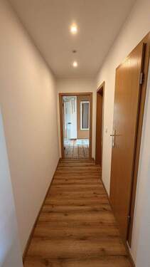 Erdgeschoss: Flur 2 - 