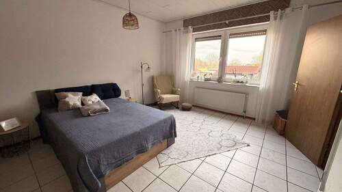 Erdgeschoss: Schlafzimmer - 