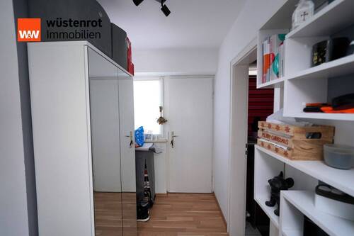 Diele - 2 Zimmer Etagenwohnung zum Kaufen in München