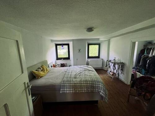 Schlafzimmer 1. OG - 