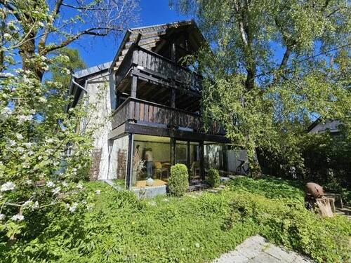 Ansicht Haus - 9 Zimmer Einfamilienhaus in Hellenthal