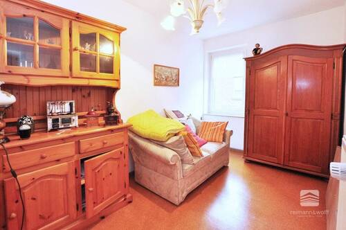 Schlafzimmer 2/4 - 