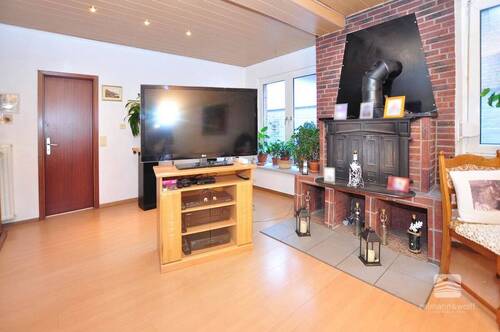 Wohn-/Esszimmer - 